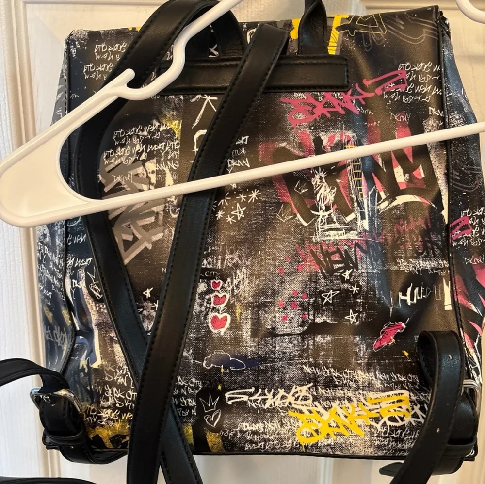 Backpack - Picture 2 of 2